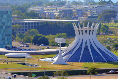 Brasília registra chuva depois de 167 dias de seca recorde