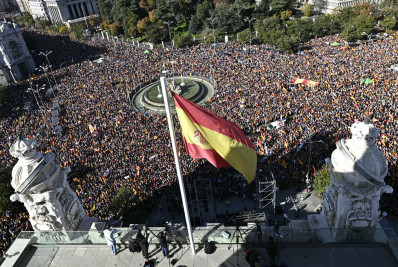 Madri tem grande manifestação contra anistia de Sánchez ao separatismo catalão