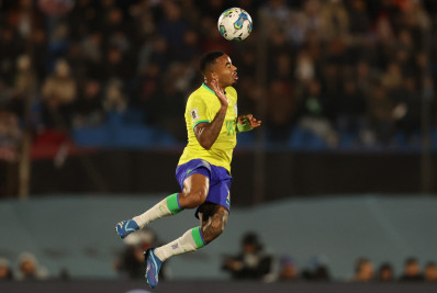 Gabriel Jesus treina e deve voltar contra a Argentina; veja a provável escalação do Brasil