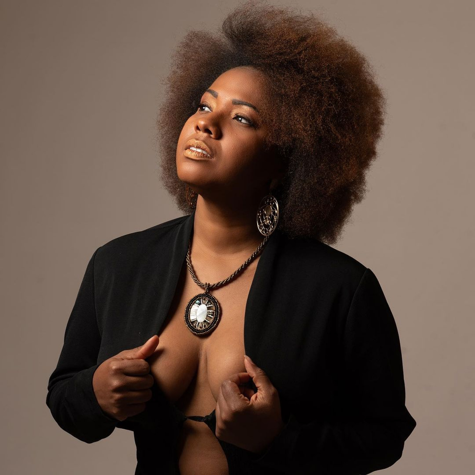 Thalita Pertuzatti, a 'Whitney brasileira' - Reprodução/Instagram/Michelle Garcia