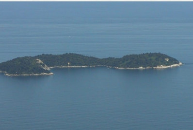 Barco desaparece na baía da Ilha Grande com grupo de sete pescadores