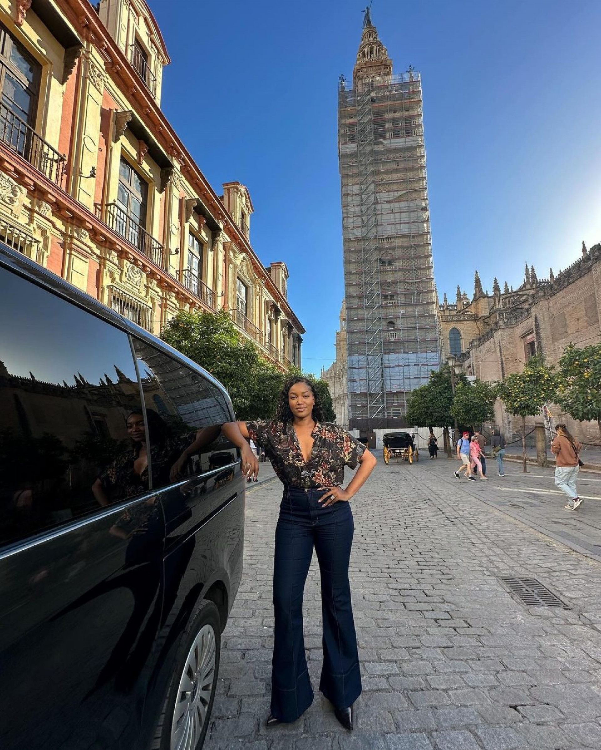 Iza reproduz fotos de quando o pai visitou a Espanha, em 1984 - Reprodução/Instagram