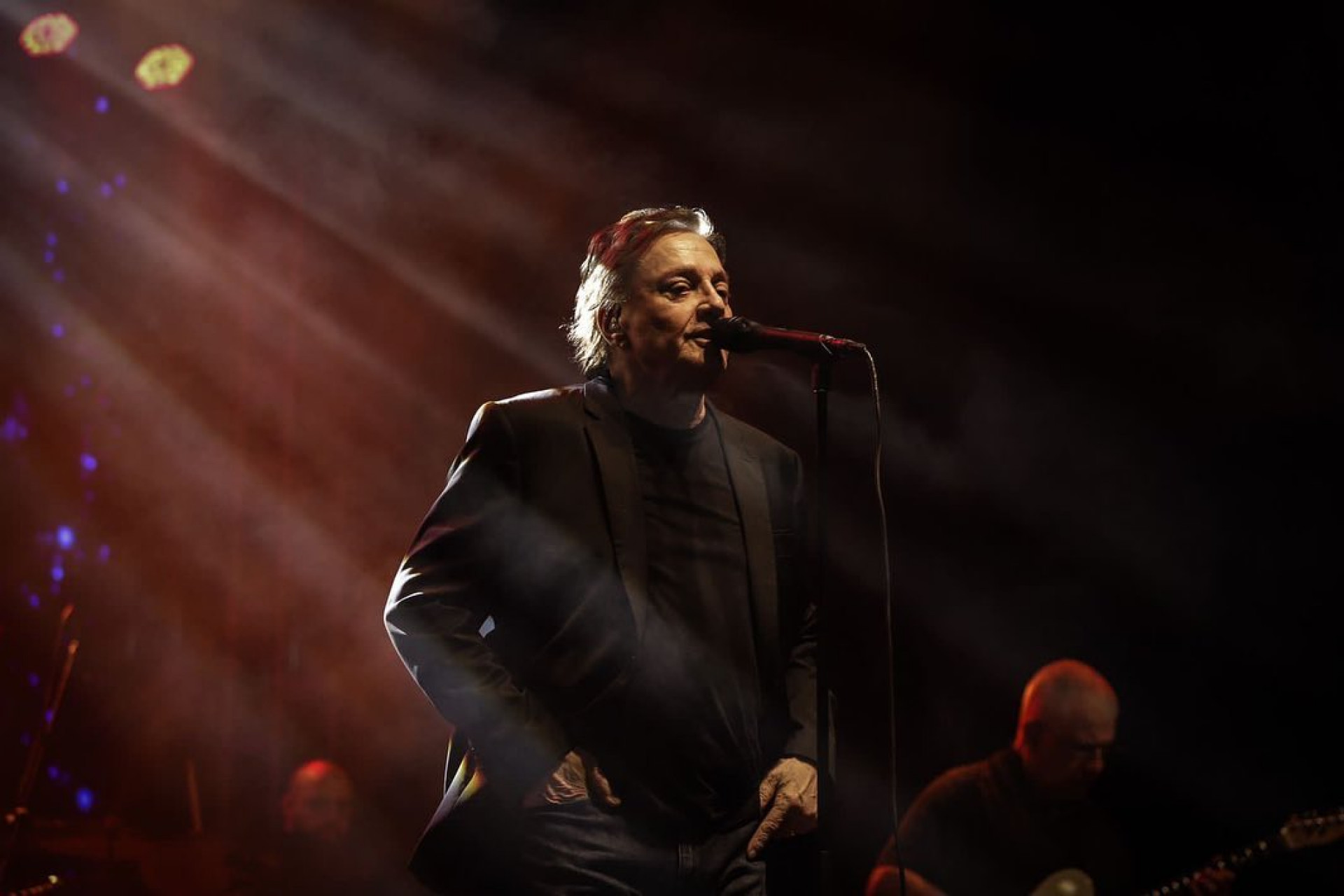 Fábio Jr. completa 70 anos e lança turnê comemorativa 'Bem Mais Que Meus 20 e Poucos Anos' - Reprodução Internet / @daviprobo