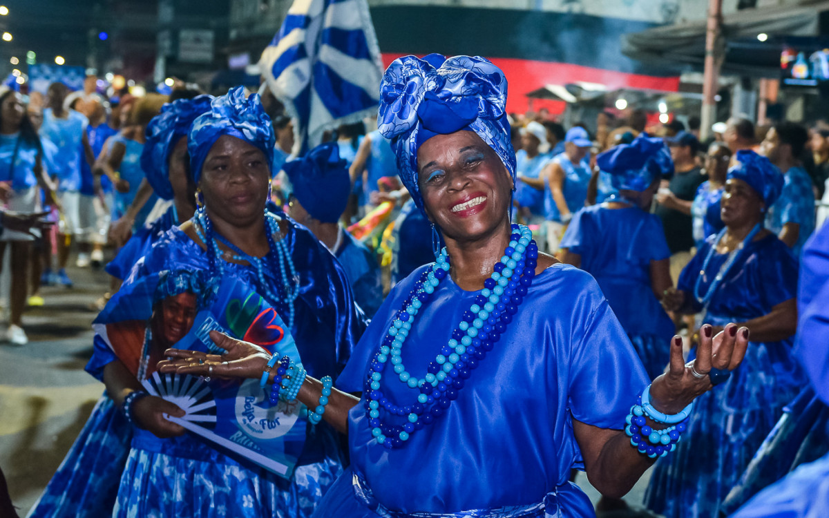 Baianas da Beija-Flor vão agitar as ruas de Nilópolis