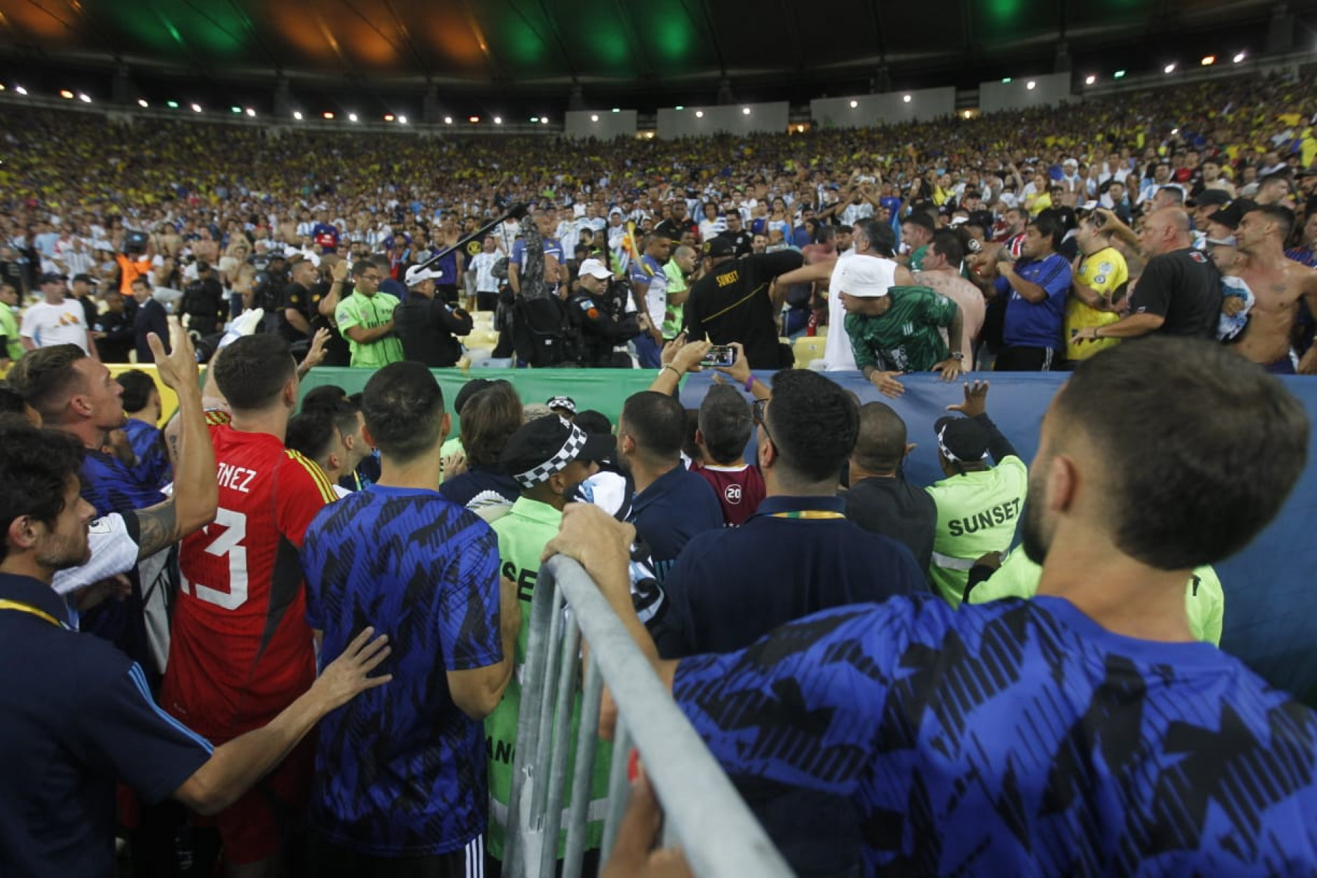 Pancadaria antes de Brasil e Argentina manchou clássico no Maracanã - Reginaldo Pimenta/Agência O Dia