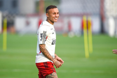 Everton Cebolinha aprova atuação do Flamengo e celebra vitória no Brasileiro