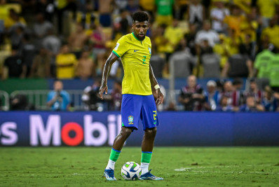 Ex-lateral da Seleção chega a acordo para defender o Milan