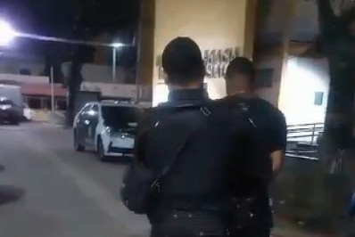 Homem é preso com drogas e rádio transmissor em Cabo Frio