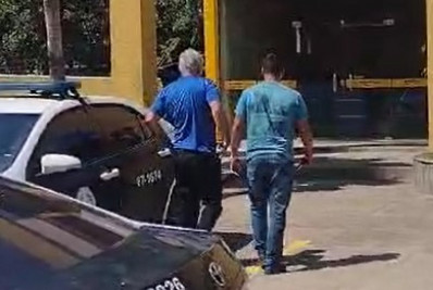 Médico é preso por violência psicológica contra ex-companheira em São Pedro da Aldeia 