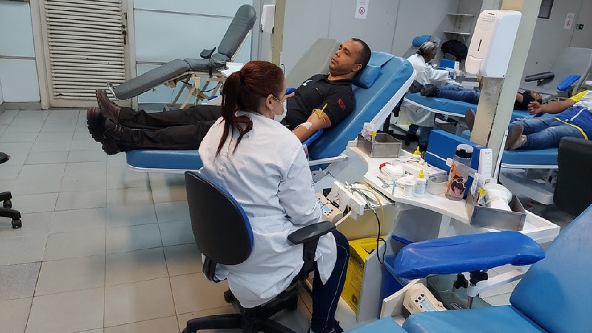 Na Semana Nacional do Doador de Sangue, o MetrôRio oferece 300 passagens para doadores de sangue   - Divulgação