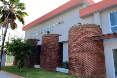 Arraial do Cabo reinaugura Centro Educacional e Cultural Manoel Camargo