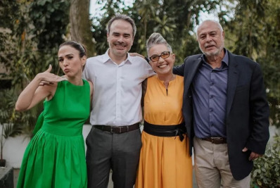 Tatá Werneck celebra aniversário do pai com clique raro em família: 'Sou sua maior fã'