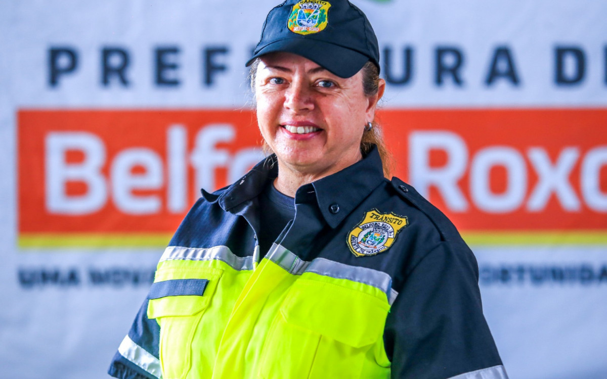A agente de trânsito Adriana Campos elogiou o novo uniforme, que segundo ela, dará mais motivação