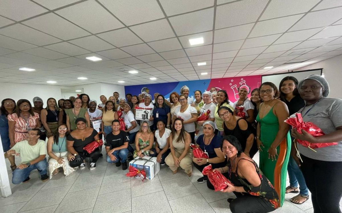 Todos os participantes do concurso \