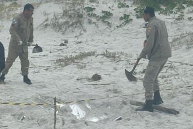 URGENTE/ Corpo é encontrado na Praia Grande, em Arraial do Cabo