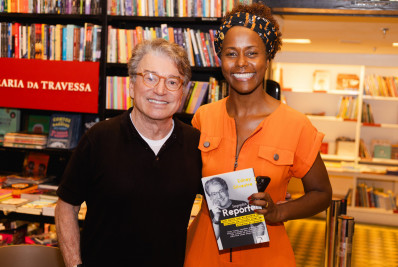 Maju Coutinho e mais famosos prestigiam lançamento de livro de Edney Silvestre