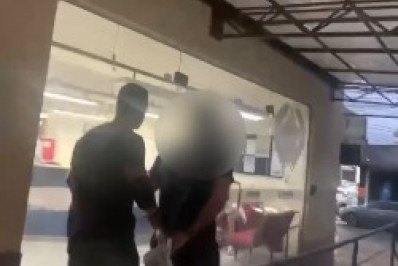 Homem é preso por porte ilegal de arma no bairro Santa Cruz II