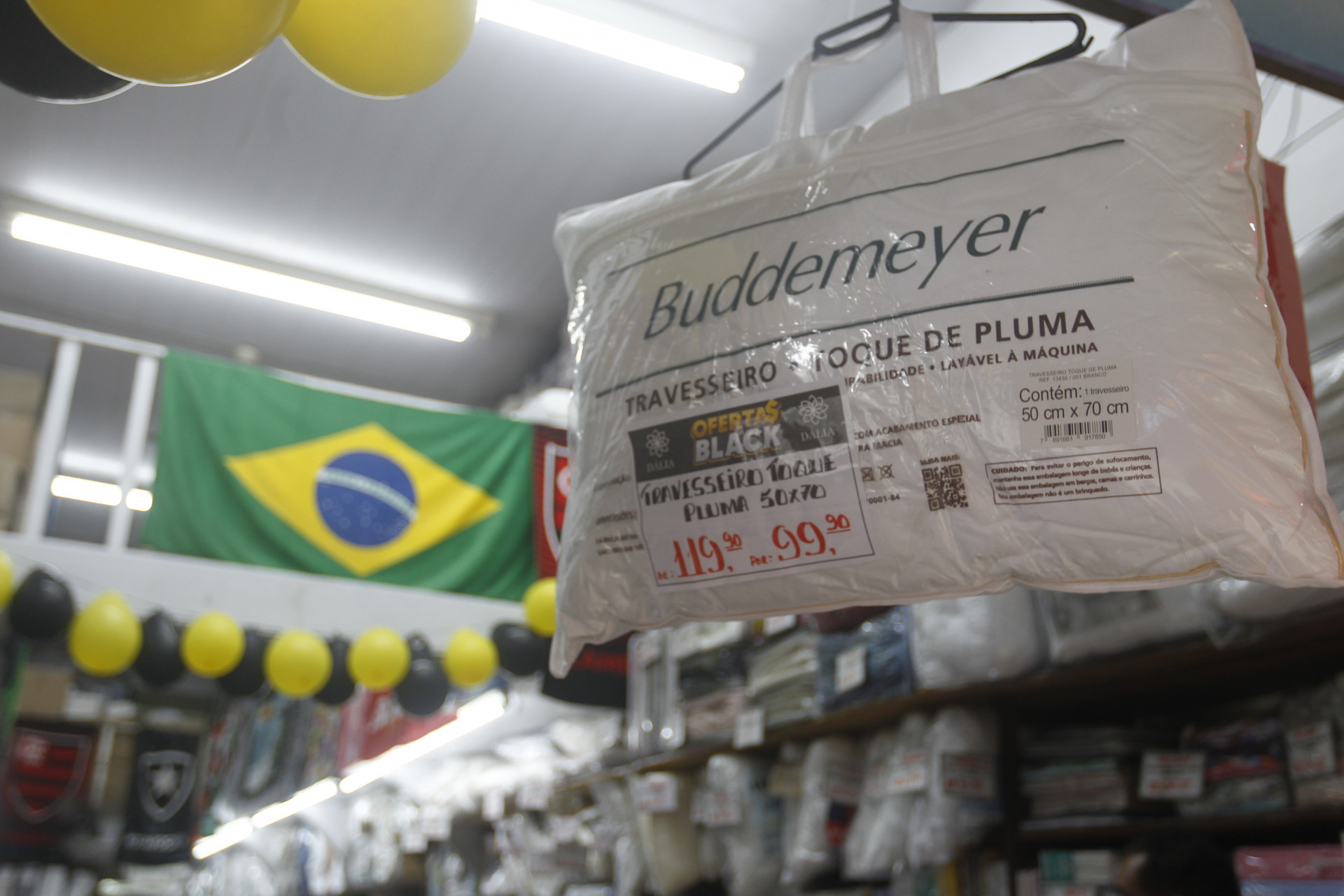 Black Friday movimentação na SAARA, no centro do Rio de Janeiro. Nesta sexta-feira (24) - Reginaldo Pimenta / Agência O Dia