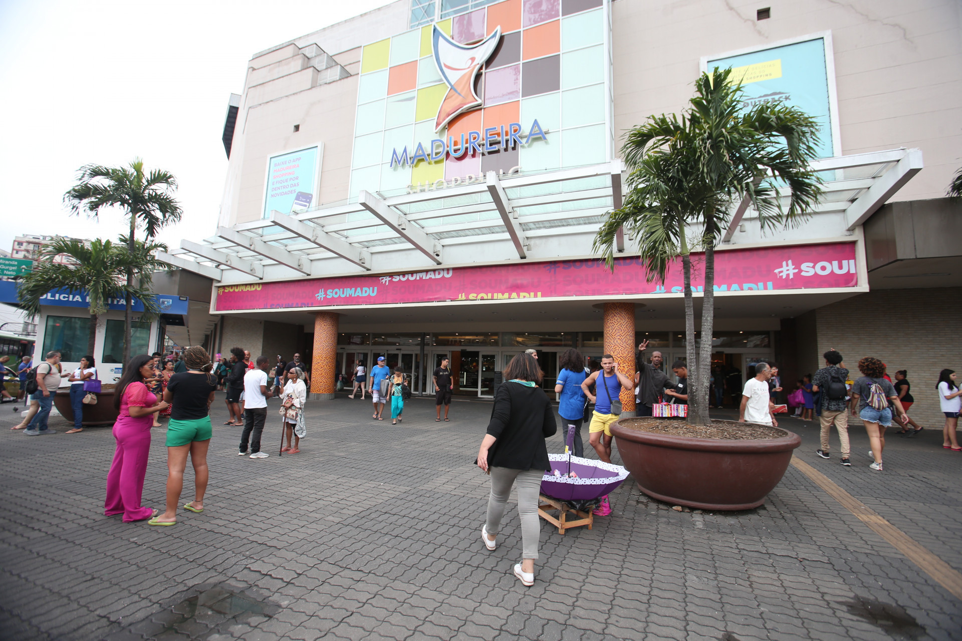 Movimentação da semana Black Friday no Madureira Shopping, zona norte do Rio de Janeiro, nesta sexta-feira (24). - Cléber Mendes/Agência O Dia