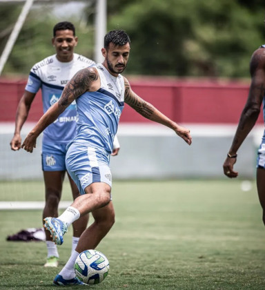 Com novidades, Seleção encerra preparação para jogo contra a