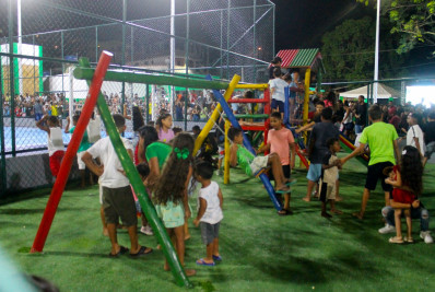 Praça há vários anos abandonada ganha vida e se torna um símbolo do governo