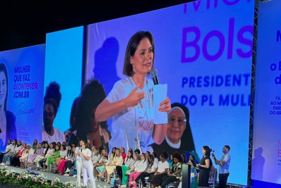 Michelle chama Lula de 'pai da mentira’, critica Janja e fala em 'bandides' beneficiados