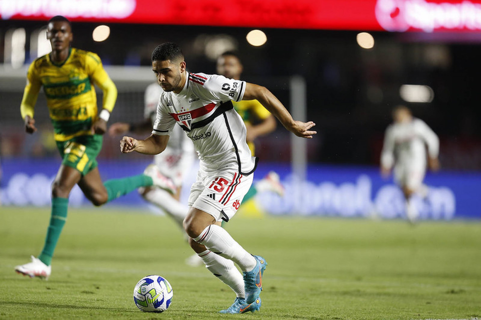 Dorival relembra desfalques após empate do São Paulo: 'Não é fácil