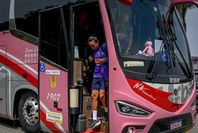 Marta e Debinha chegam brincando em apresentação da Seleção feminina para últimos jogos de 2023