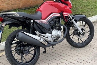 Motoboy tem moto furtada na frente de casa na Região Central de Maricá