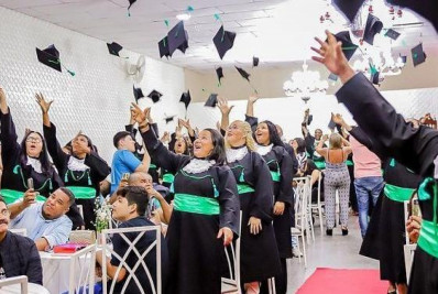 Projeto 'Gastronomia na Escola' profissionaliza mais de 105 alunos