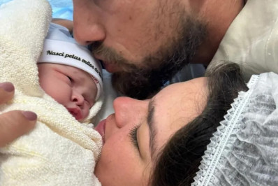 Rafael Cardoso celebra nascimento da terceira filha: 'Amor para vida toda'