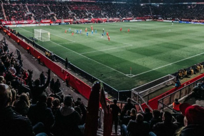 Clube arrecada mais com cerveja e comida do que com venda de jogadores