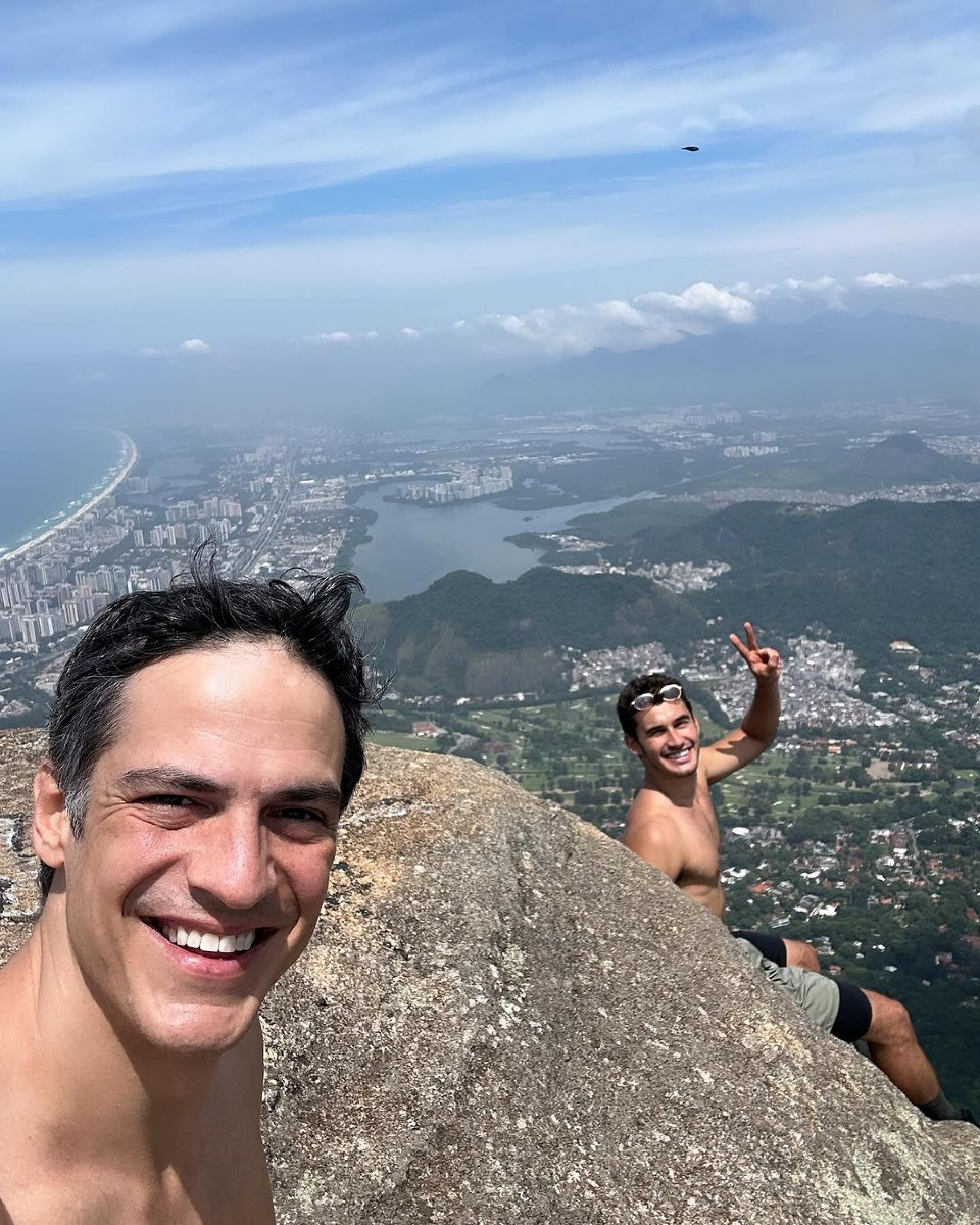 Mateus Solano e Filipe Bragança curtem trilha da Pedra da Gávea em dia de folg - Reprodução/Instagram