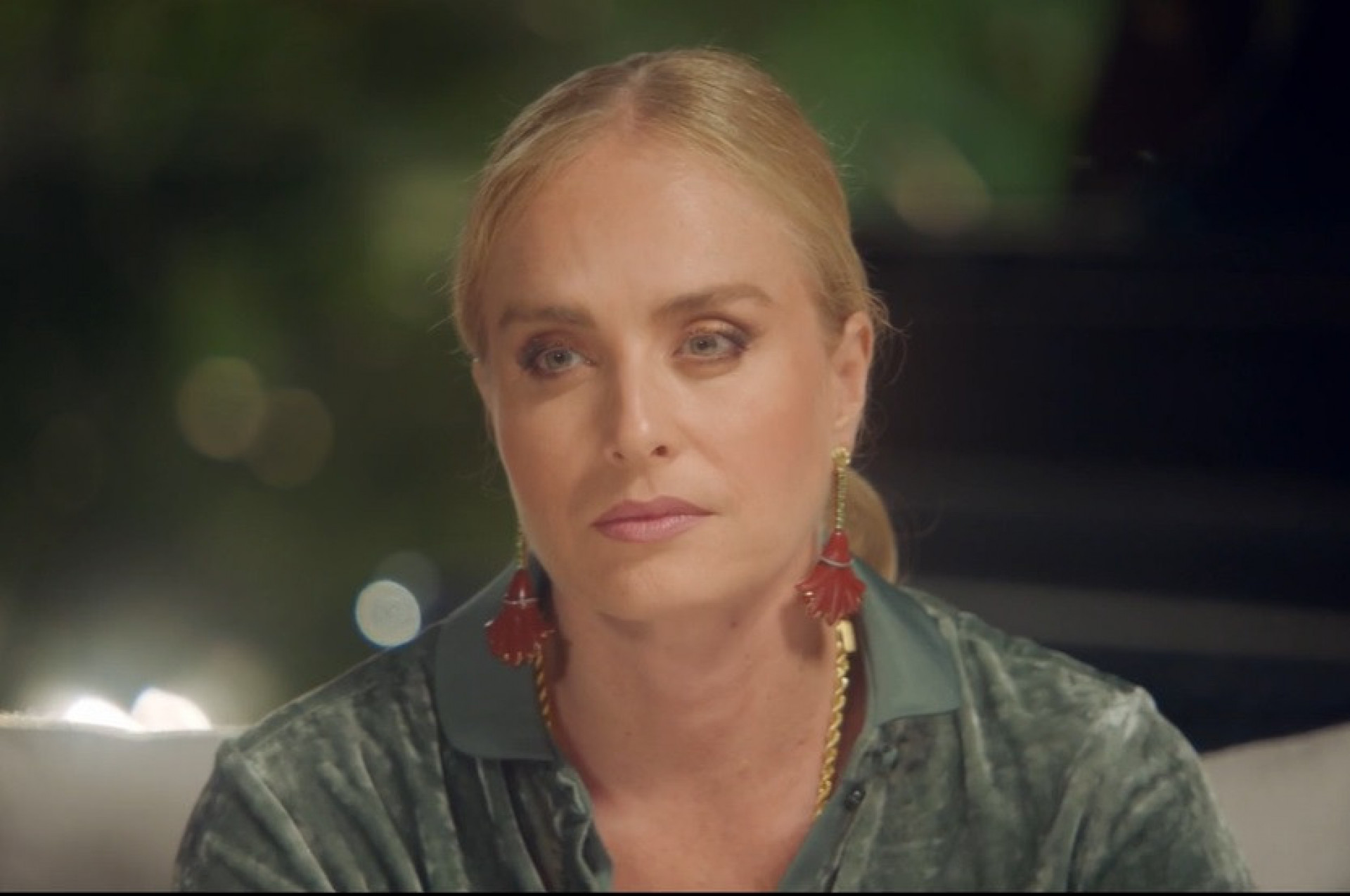 Angélica faz revelação íntima - Reprodução de vídeo