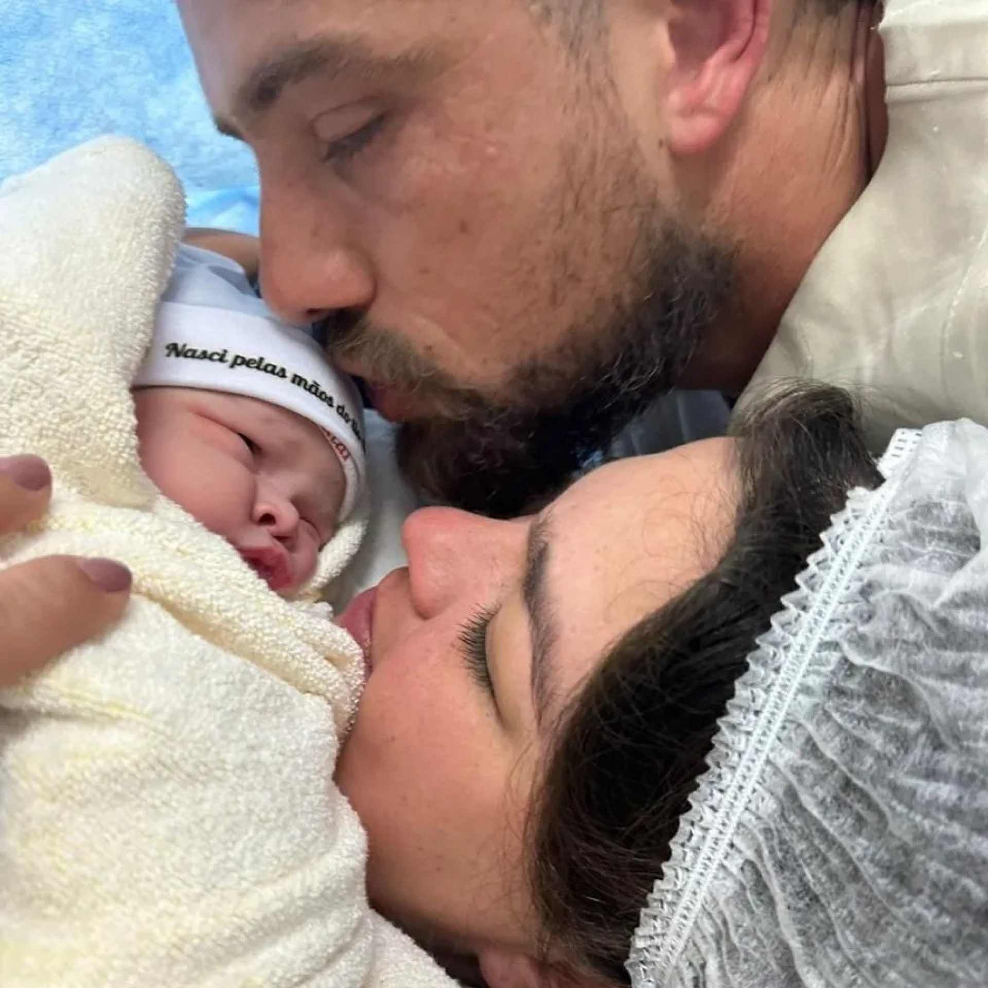 Rafael Cardoso celebra nascimento de Helena, sua terceira filha - Reprodução / Instagram