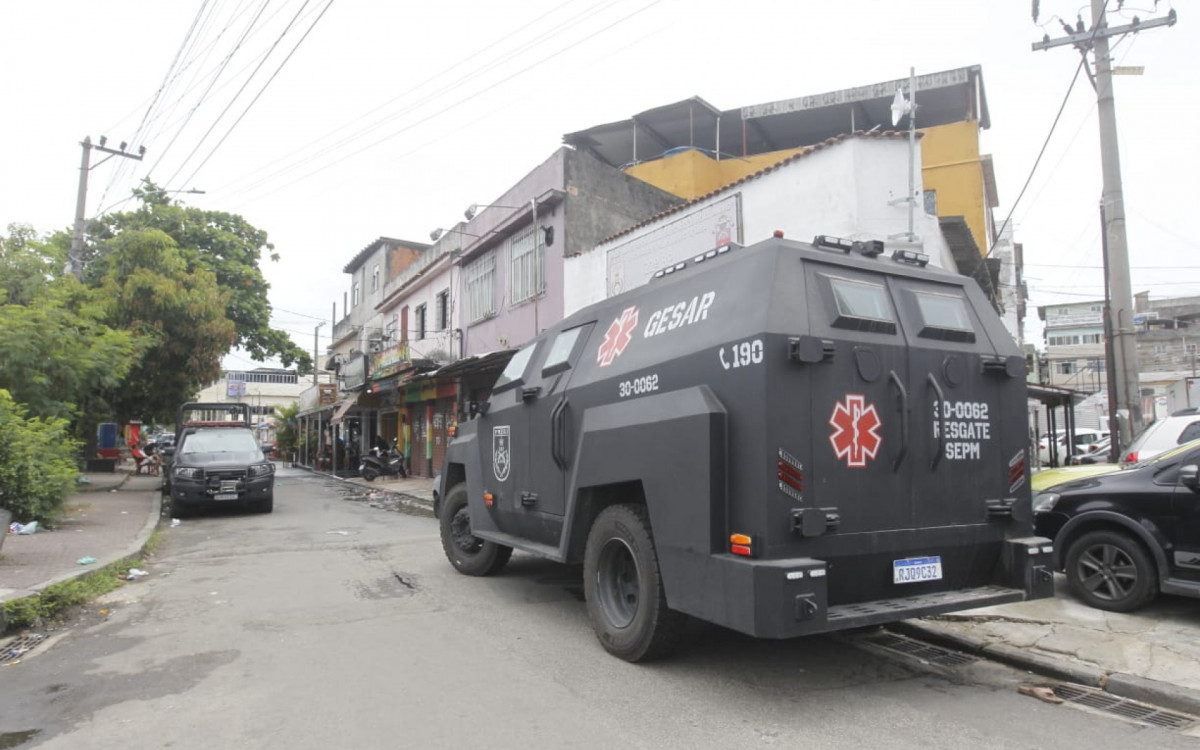 PM faz operação no Complexo da Maré - Reginaldo Pimenta/Agência O DIA