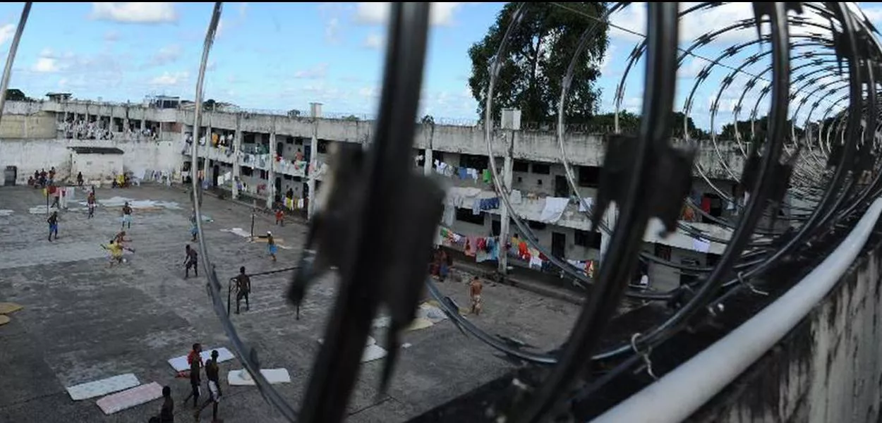 Deputado propõe acabar com 'saidinhas' de fim de ano nos presídios; 'Paraíso de criminosos'