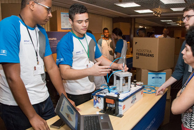 Estudantes revelam criatividade durante mostra 