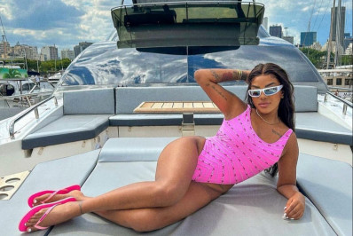 Entre ondas e cuidados: O universo da moda praia IS BIKINI que abraça o planeta e sua essência