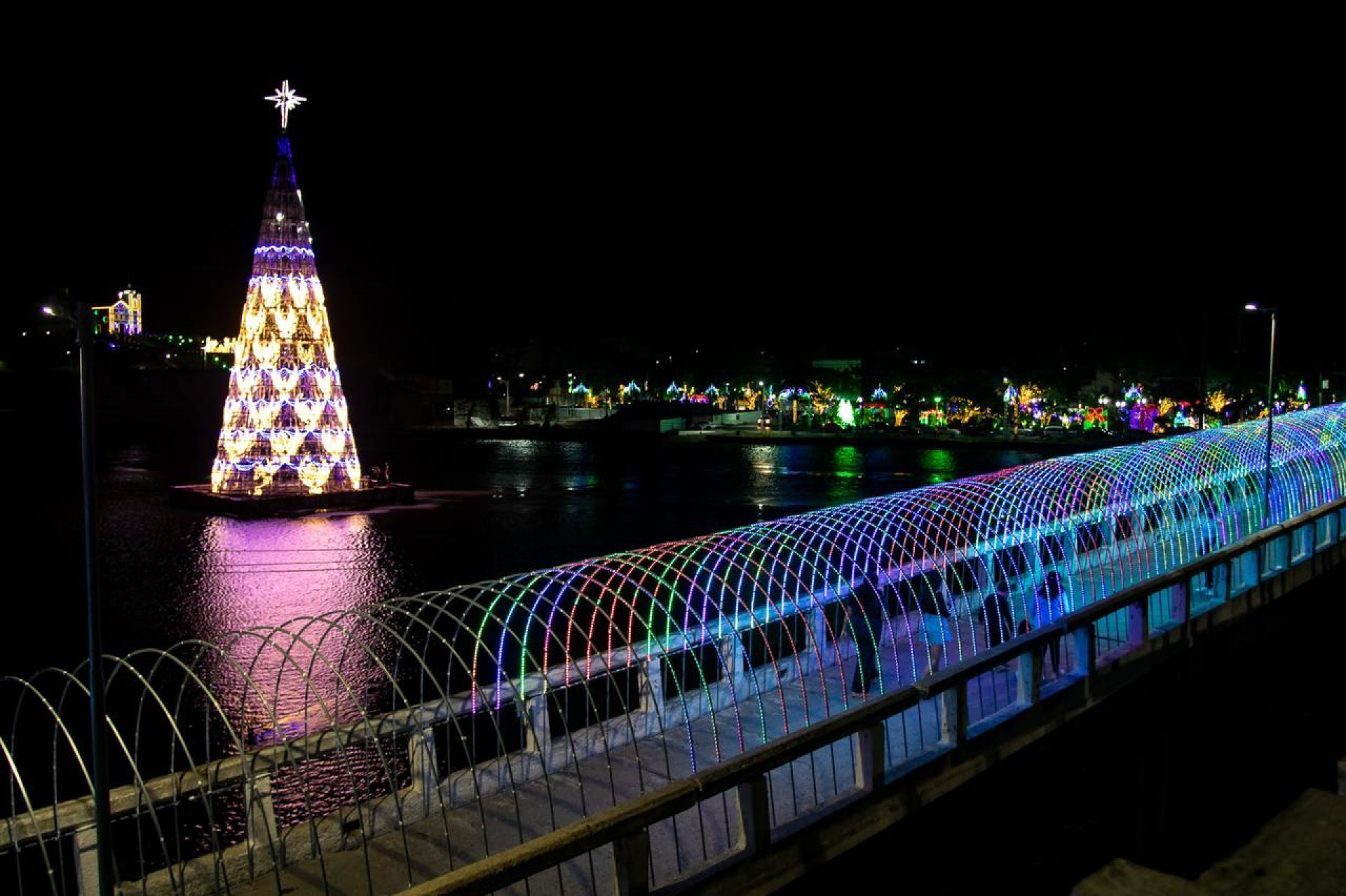 Edição do Natal de Luz de 2023 em Saquarema promete ser maior do que do ano passado - Divulgação/Prefeitura de Saquarema