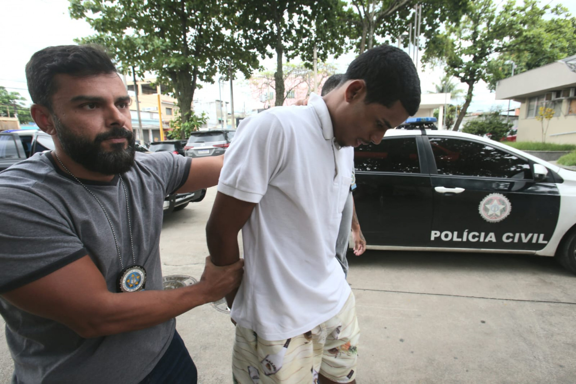 Kayky Alves de Araujo foi preso por policiais da 54ª DP (Belford Roxo) - Cleber Mendes / Agência O Dia