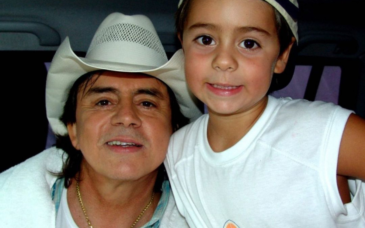 Enrico com o pai Chitãozinho - Reprodução/Instagram