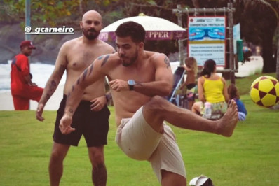 Filho de Ronaldo Fenômeno, Ronald faz piada com sua falta de talento no futebol: 'Graças a Deus escolhi ser DJ'