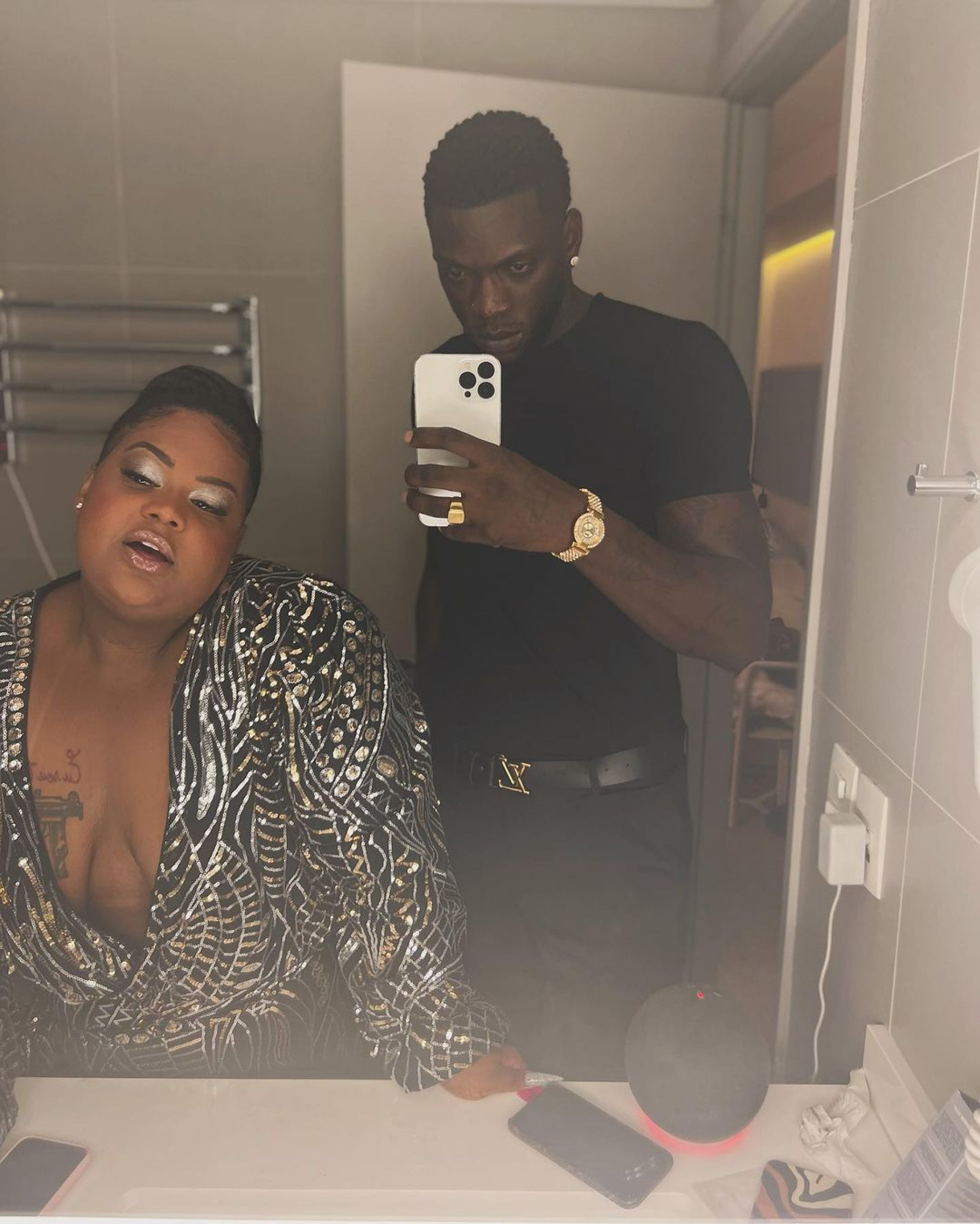 MC Carol e o namorado, San Bolt, durante viagem à Bahia - Reprodução/Instagram