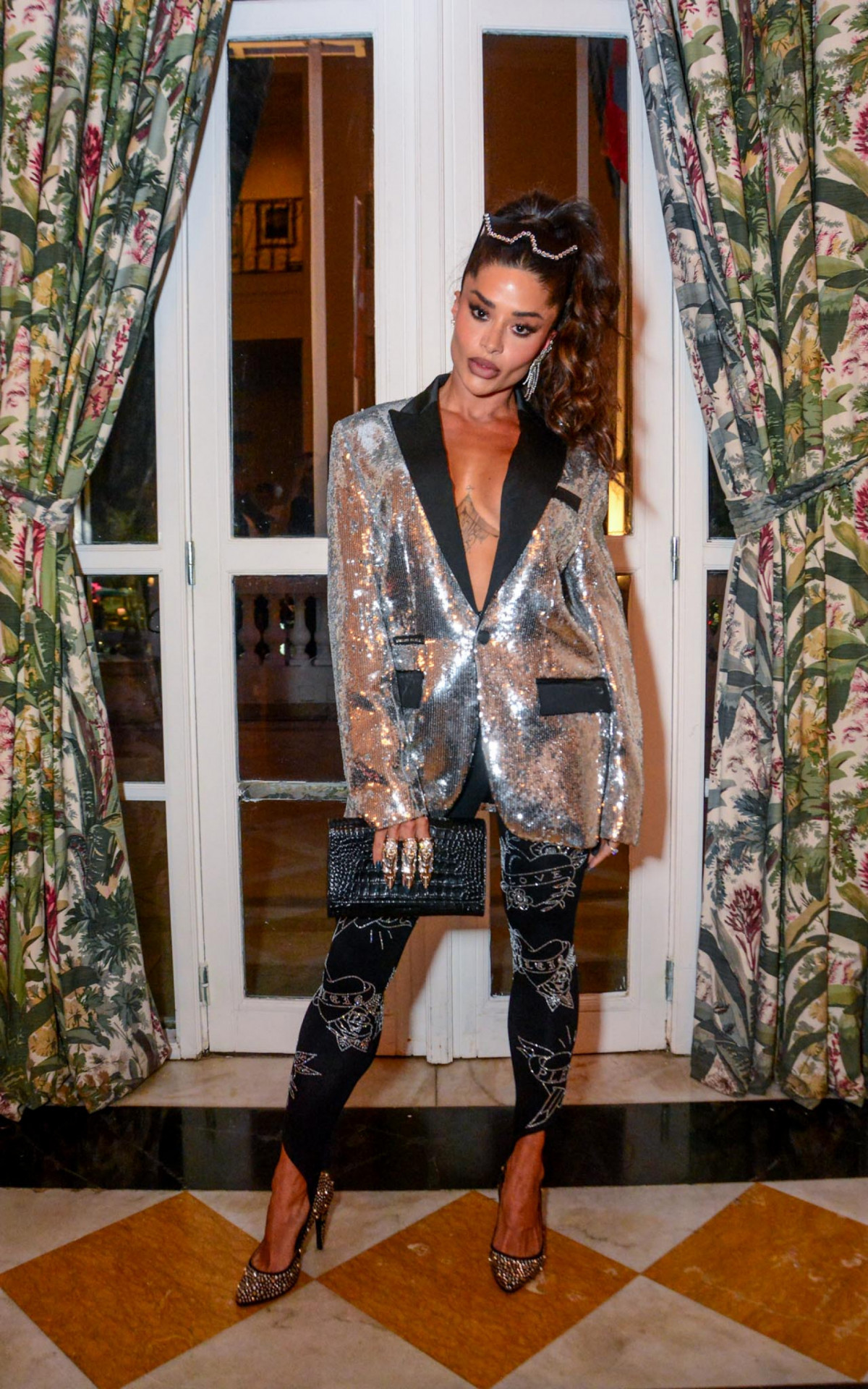 Aline Campos participa da Premiação do \'Troféu Influência Digital 2023\'