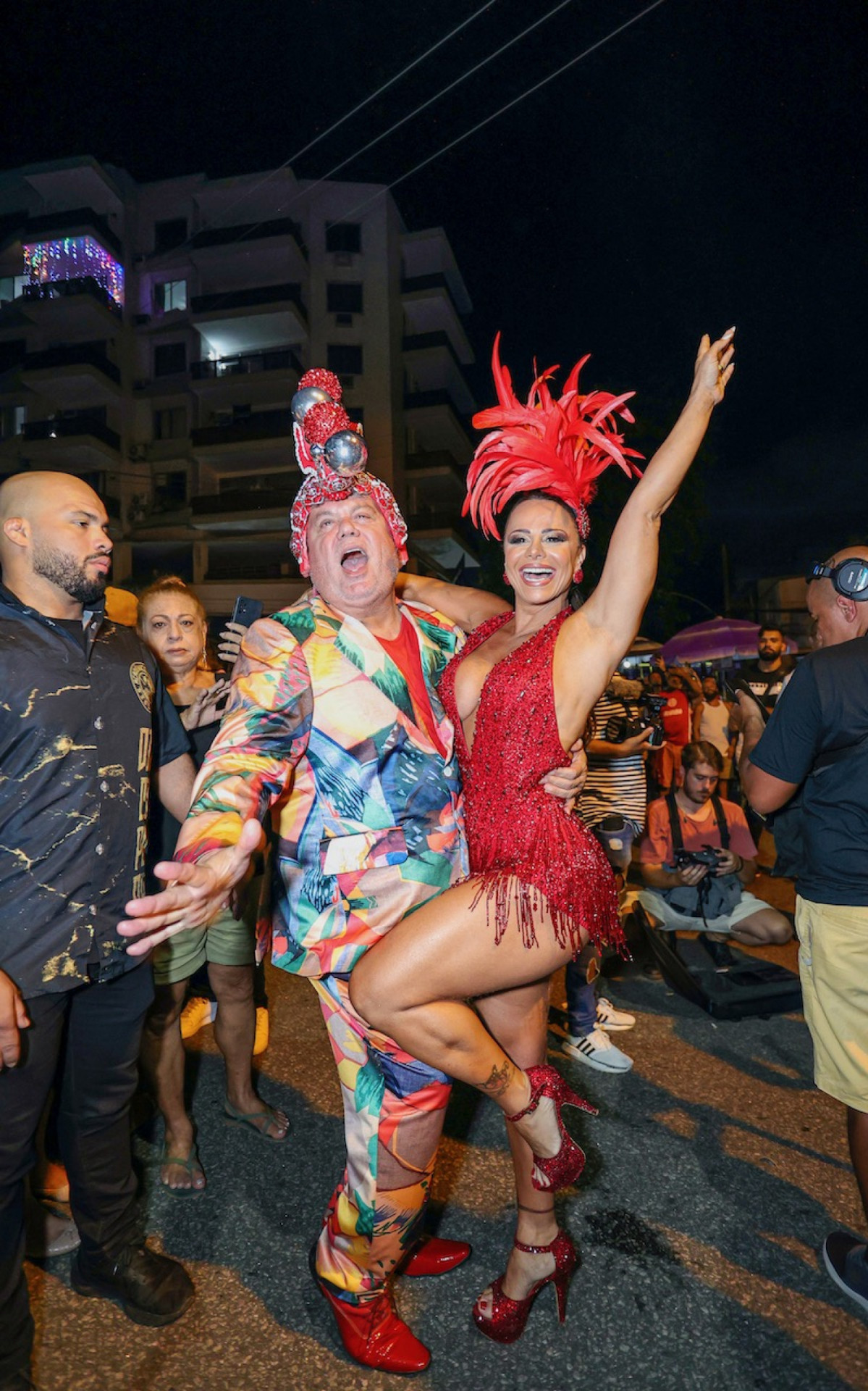 Milton Cunha e Viviane Araujo