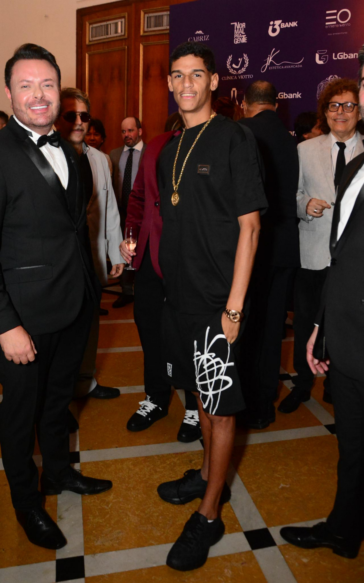 Luva de Pedreiro participa da Premiação do \'Troféu Influência Digital 2023\'