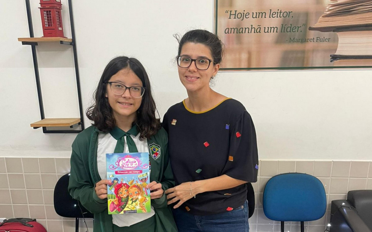 Troca Solidária de Livros