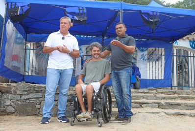 Búzios quebra barreiras: Acesso inédito à Praia da Azeda para pessoas com mobilidade reduzida