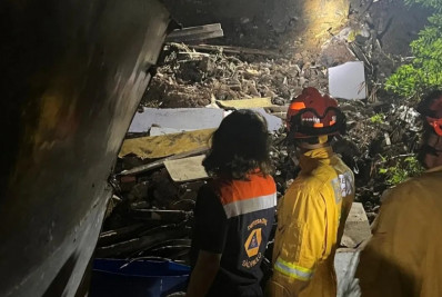Deslizamento de terra destrói três casas e deixa feridos em Ferraz de Vasconcelos, na Grande São Paulo